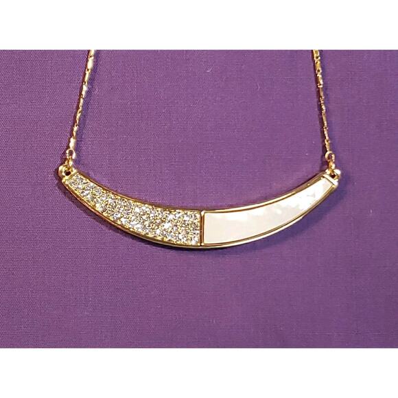 Crescent Bar Pendant Choker Chain Necklace Rhinestones & MOP Shell In Gold Tone - Picture 2 of 8